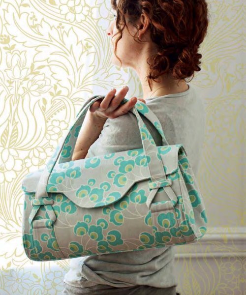 free Amy Butler Blossom Bag PDF pattern - Sew Mama Sew!