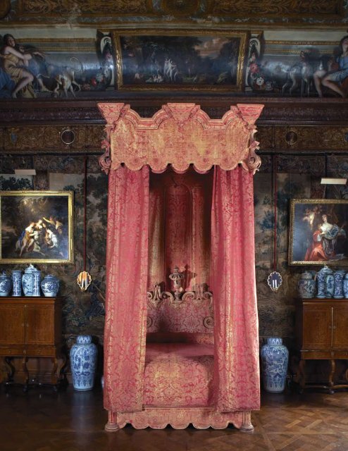 A ROyAL BED AT CHATSWORTH - Chatsworth House