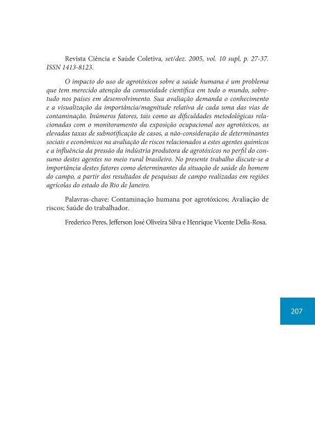 Um avião contorna o pé de jatobá e a nuvem de agrotóxico pousa ...