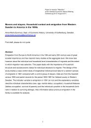 Movers and stayers. Household context and emigration from ...