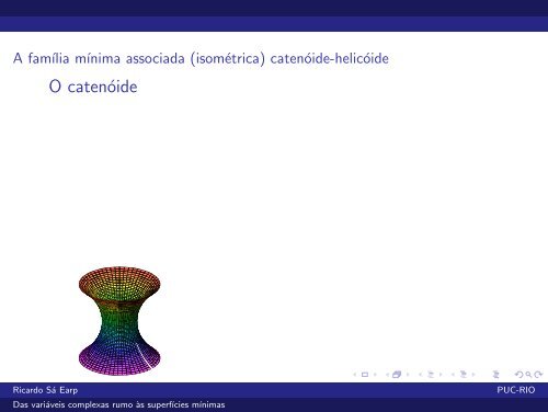 Das variáveis complexas rumo às superfícies mínimas