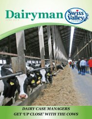 dairy case managers get 'up close' with the cows - Swiss Valley Farms