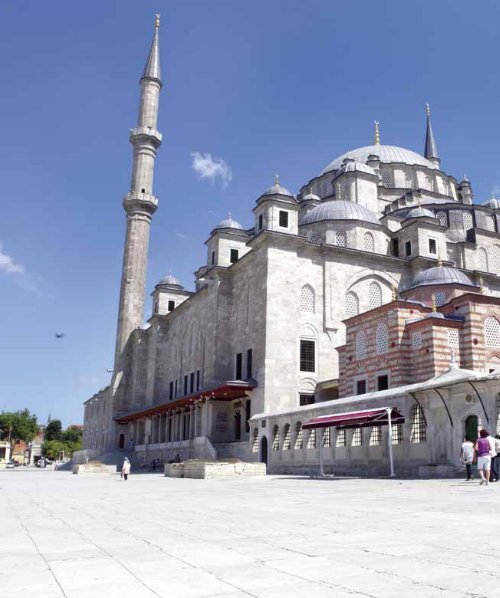 Fatih Camii: ”Osmanlı” demek Fatih Mosque - Türkiye Seyahat ...