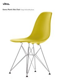 Eames Plastic Side Chair Design Charles & Ray Eames - Vitra