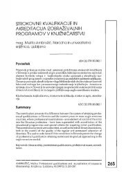 STROKOVNE KVALIFIKACIJE IN AKREDITACIJA ... - Revija Knjižnica