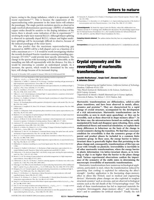 Crystal symmetry and the reversibility of martensitic transformations