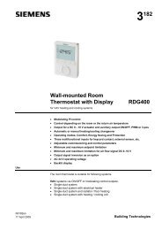 3182 Wall-mounted Room Thermostat with Display RDG400