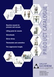 Reaction vessels for vacuum and pressure