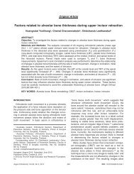 Factors related to alveolar bone thickness during upper incisor retraction