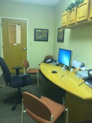 Conference room at Fort Wayne dentist Steven Ellinwood DDS