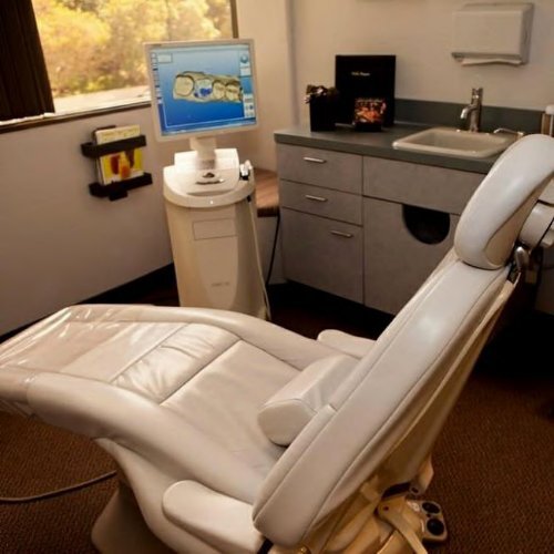 Dental chair at #1 La Mesa cosmetic dentist Hornbrook Center for Dentistry