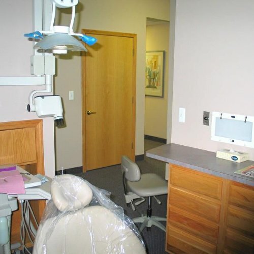 Cutting edge technology at Clinton Township family dentist Michael J Aiello, DDS