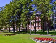 Gonzaga University 4.6 miles from Spokane cosmetic dentist Max H. Molgard Jr, DDS, FACP