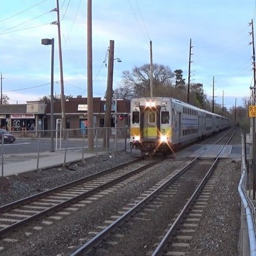 Islip (LIRR Station) few paces to the north of Islip dentist Innovative Dental Care Joseph R Morris DDS