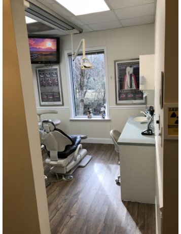 Operatory at the office of dentist in Concord NC Dennis R. Lockney, DDS
