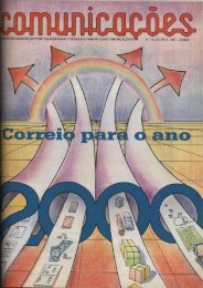 Notas escolares de letras multicoloridas em um fundo branco abcdf conceito  de aprendizagem e educação o conceito de notas para o sucesso acadêmico  vista superior minimalismo plano lay