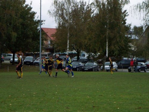 Hinrundenbilanz 0910 mit Bildern - FC Blau-Weiß Bellamont